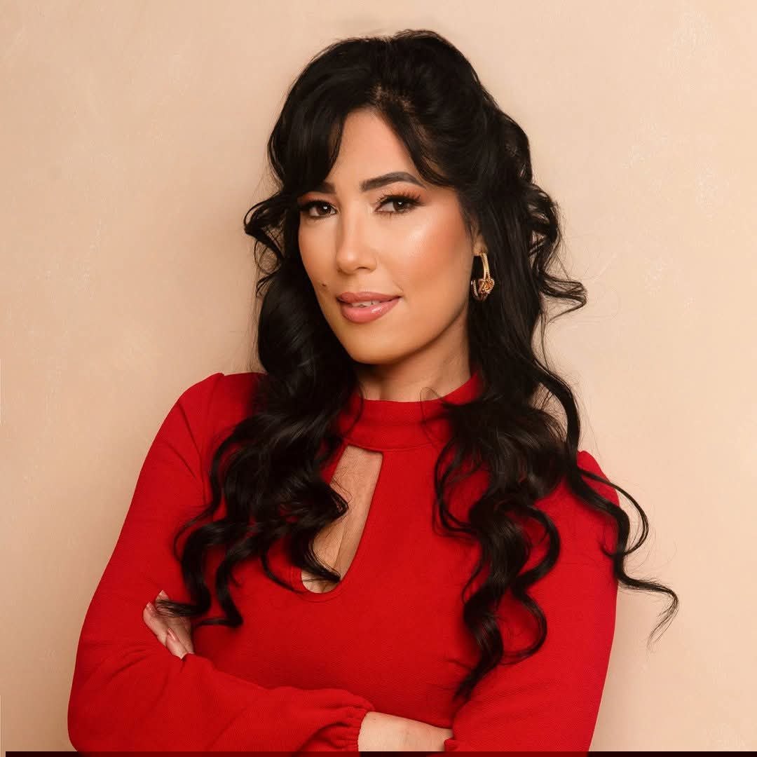 Dennise Cabrera García sonriendo